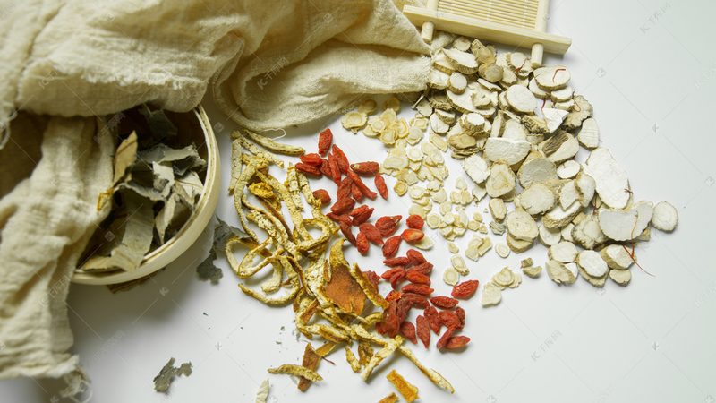 膏方冲泡水温选不对，滋补效果打对折